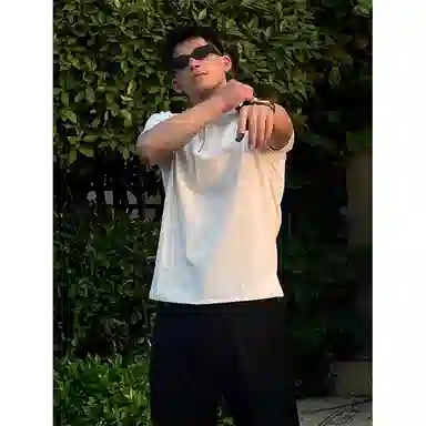 Hypeyourself T