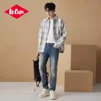 Lee Cooper