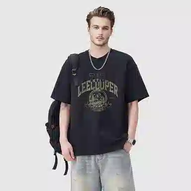 Lee Cooper T