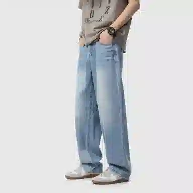 Lee Cooper