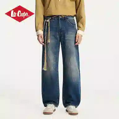 Lee Cooper
