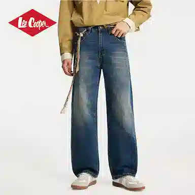 Lee Cooper