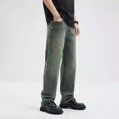 Lee Cooper