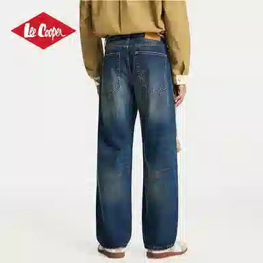 Lee Cooper