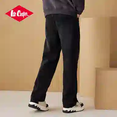 Lee Cooper