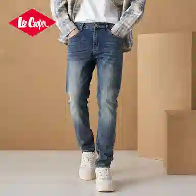 Lee Cooper