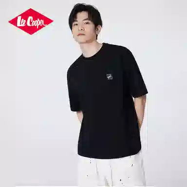 Lee Cooper T