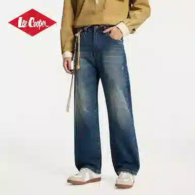Lee Cooper