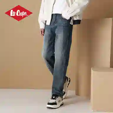 Lee Cooper