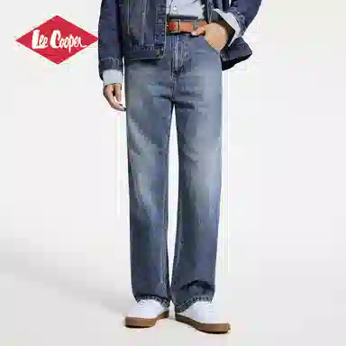 Lee Cooper