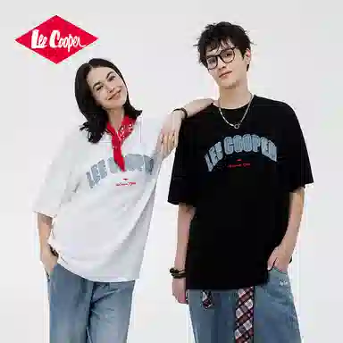 Lee Cooper T