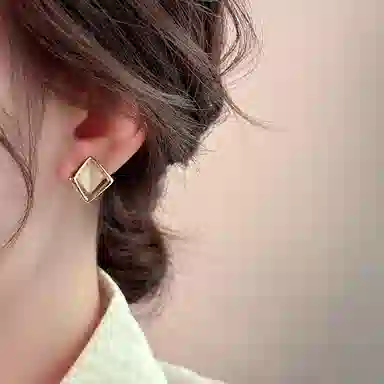 WAW