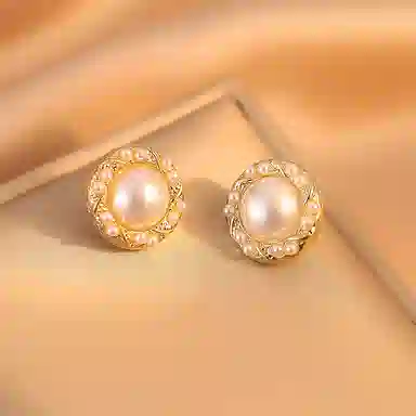 WAW
