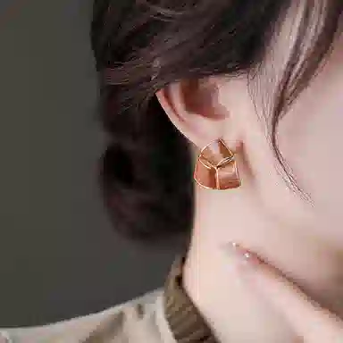 WAW