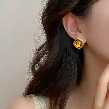 WAW