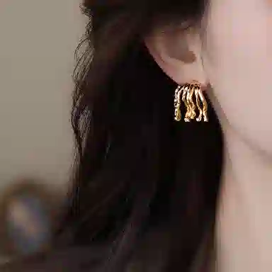 WAW