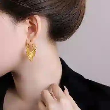 WAW