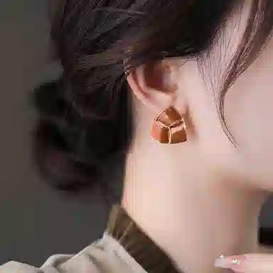 WAW