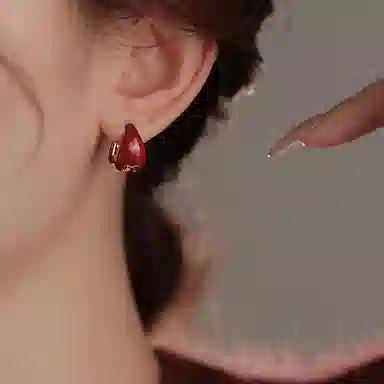 WAW