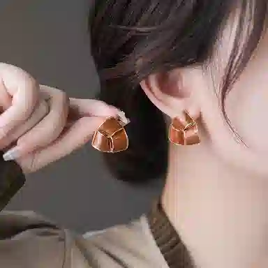 WAW
