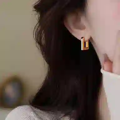 WAW