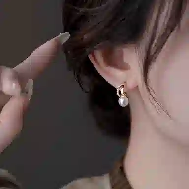 WAW