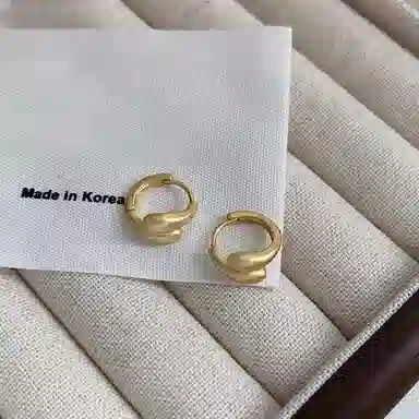 WAW