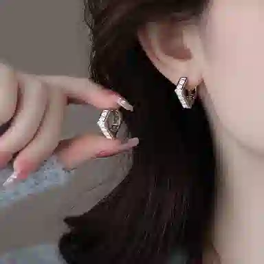 WAW