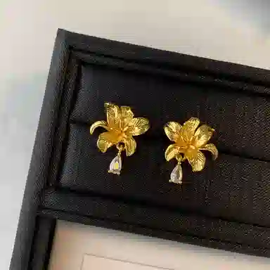 WAW