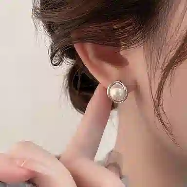WAW
