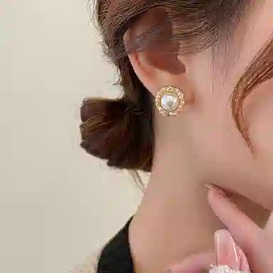 WAW