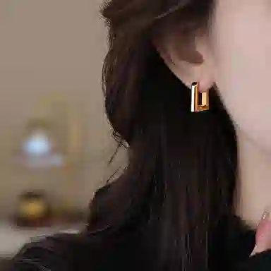 WAW