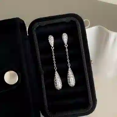 WAW