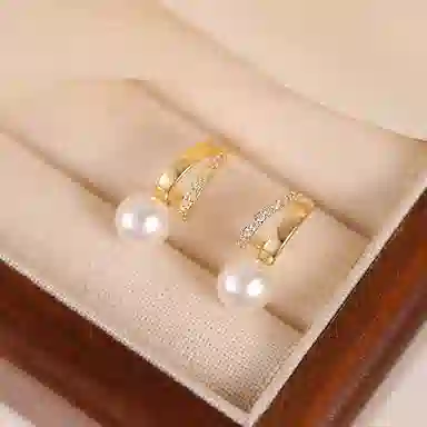 WAW
