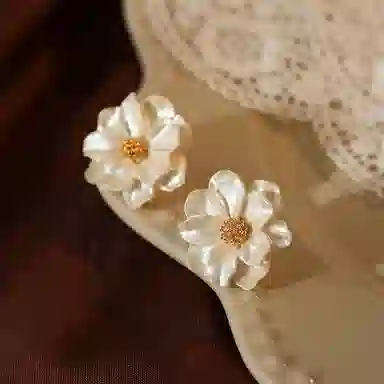 WAW