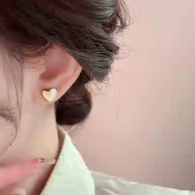 WAW