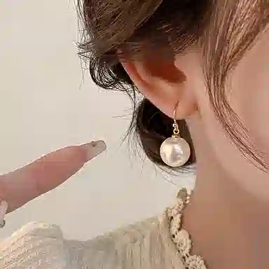 WAW