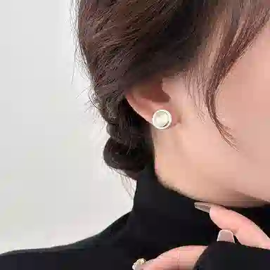 WAW