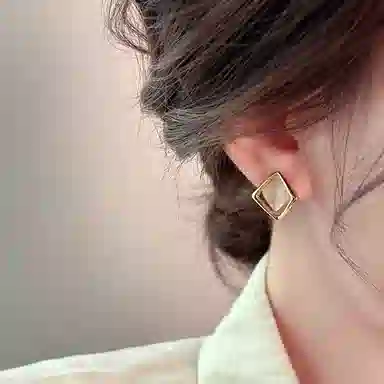 WAW