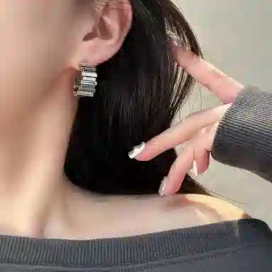 WAW