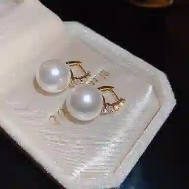 WAW