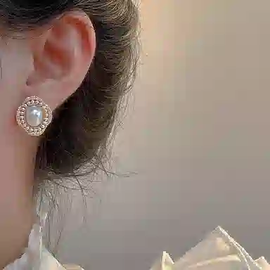 WAW