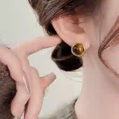 WAW