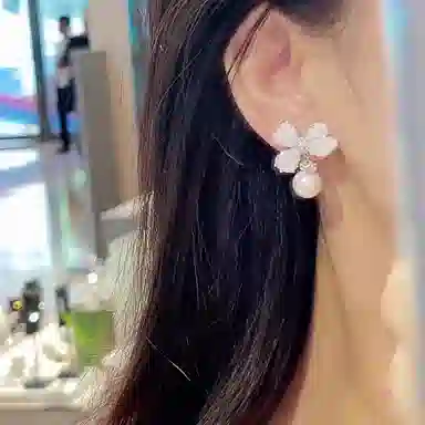 WAW
