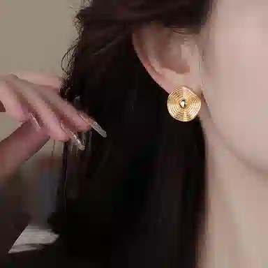 WAW