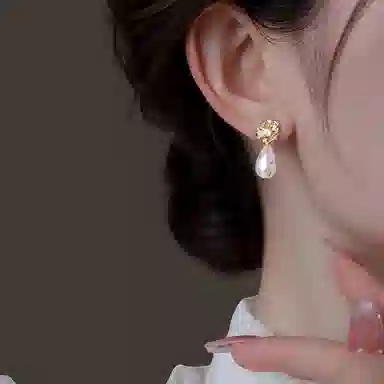 WAW