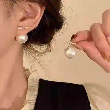 WAW