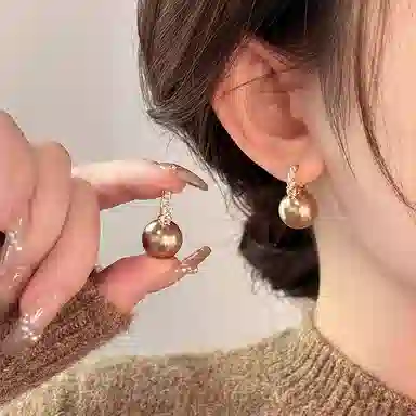 WAW