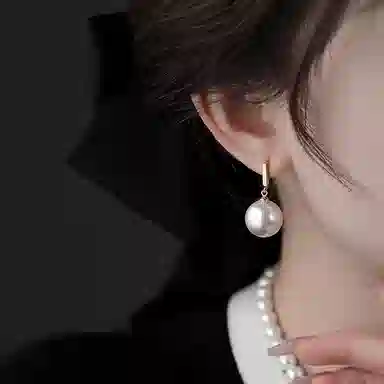 WAW