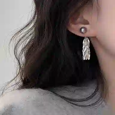 WAW